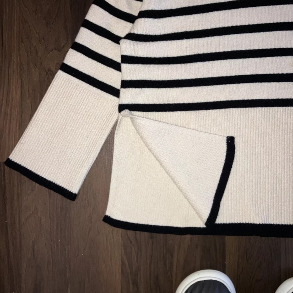 LILLUSORY Striped Boxy Tunic Top Turtleneck Oversized Sweater Crm/Black S M or L - Picture 5 of 10